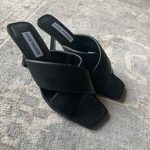 NWOT! Steve Madden Heels